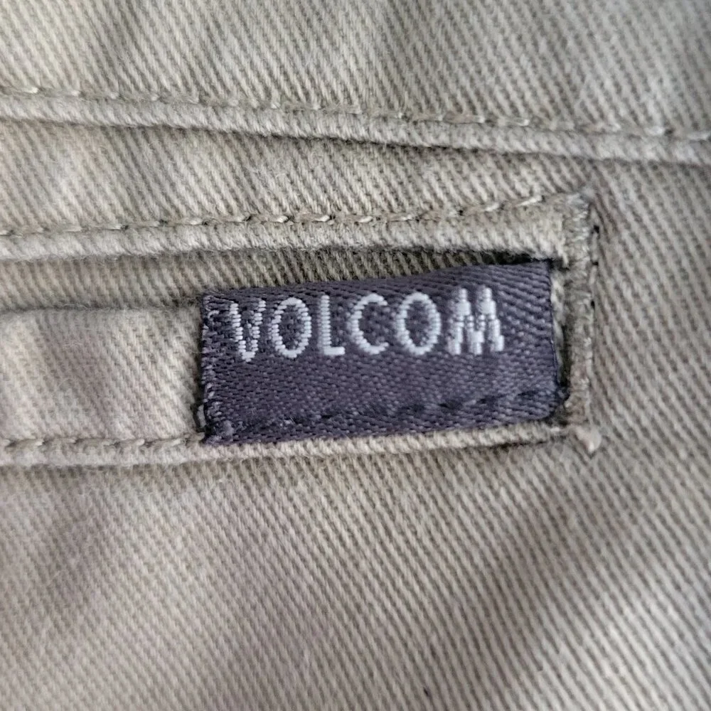 Volcum Vmonty Youth Chino Shorts-Size 28/16